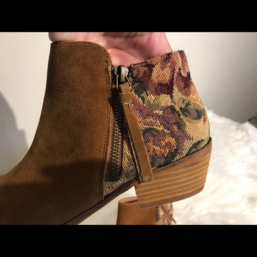 Yellow Box Acacia Bootie Damask Pattern - image 7